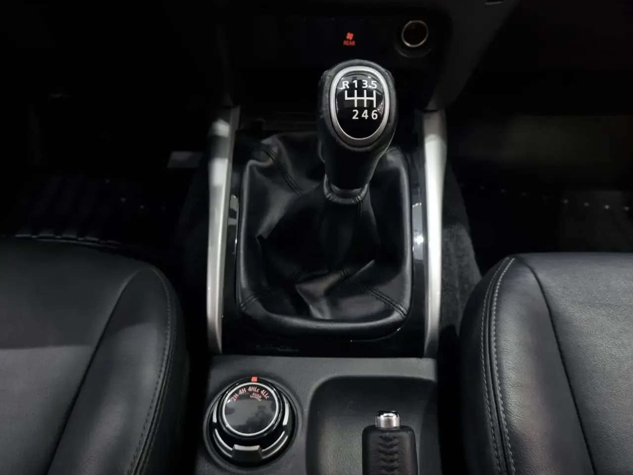 MITSUBISHI Montero Sport 2.4 HP TDI GLS MT 4X4