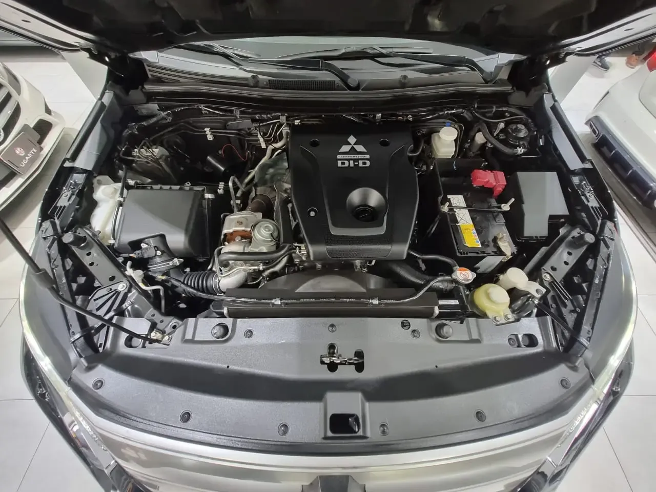MITSUBISHI Montero Sport 2.4 HP TDI GLS MT 4X4