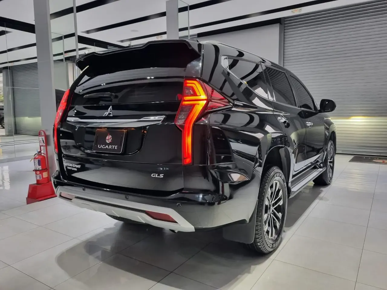 MITSUBISHI Montero Sport 2.4 HP TDI GLS MT 4X4