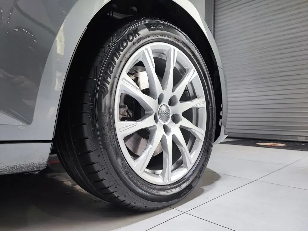 AUDI A4 1.4 TFSI Stronic Attraction