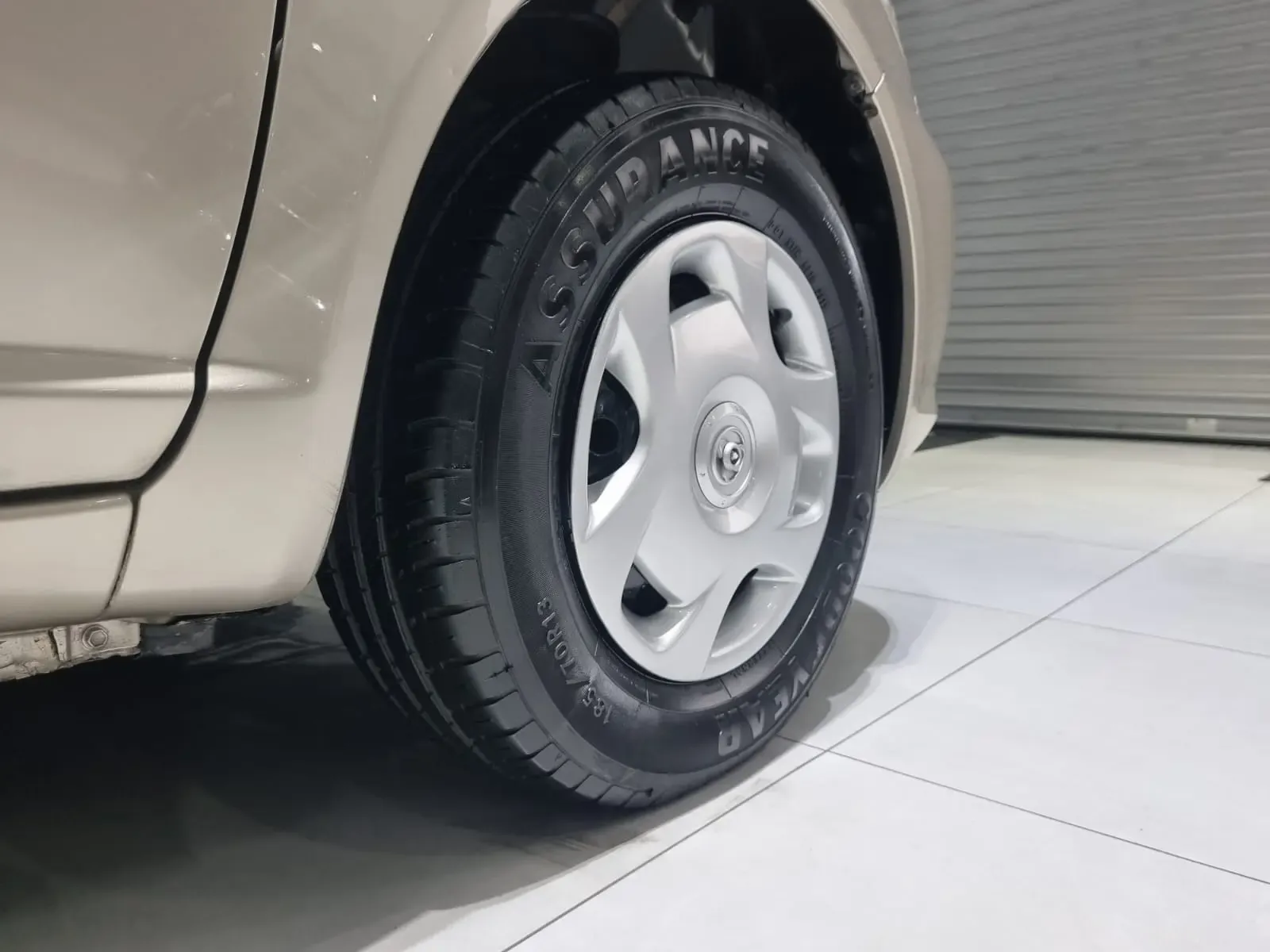 TOYOTA Yaris 1.3 MT