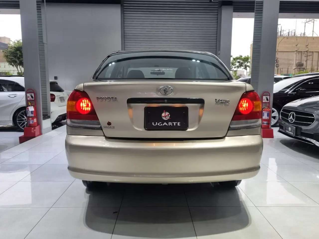 TOYOTA Yaris 1.3 MT