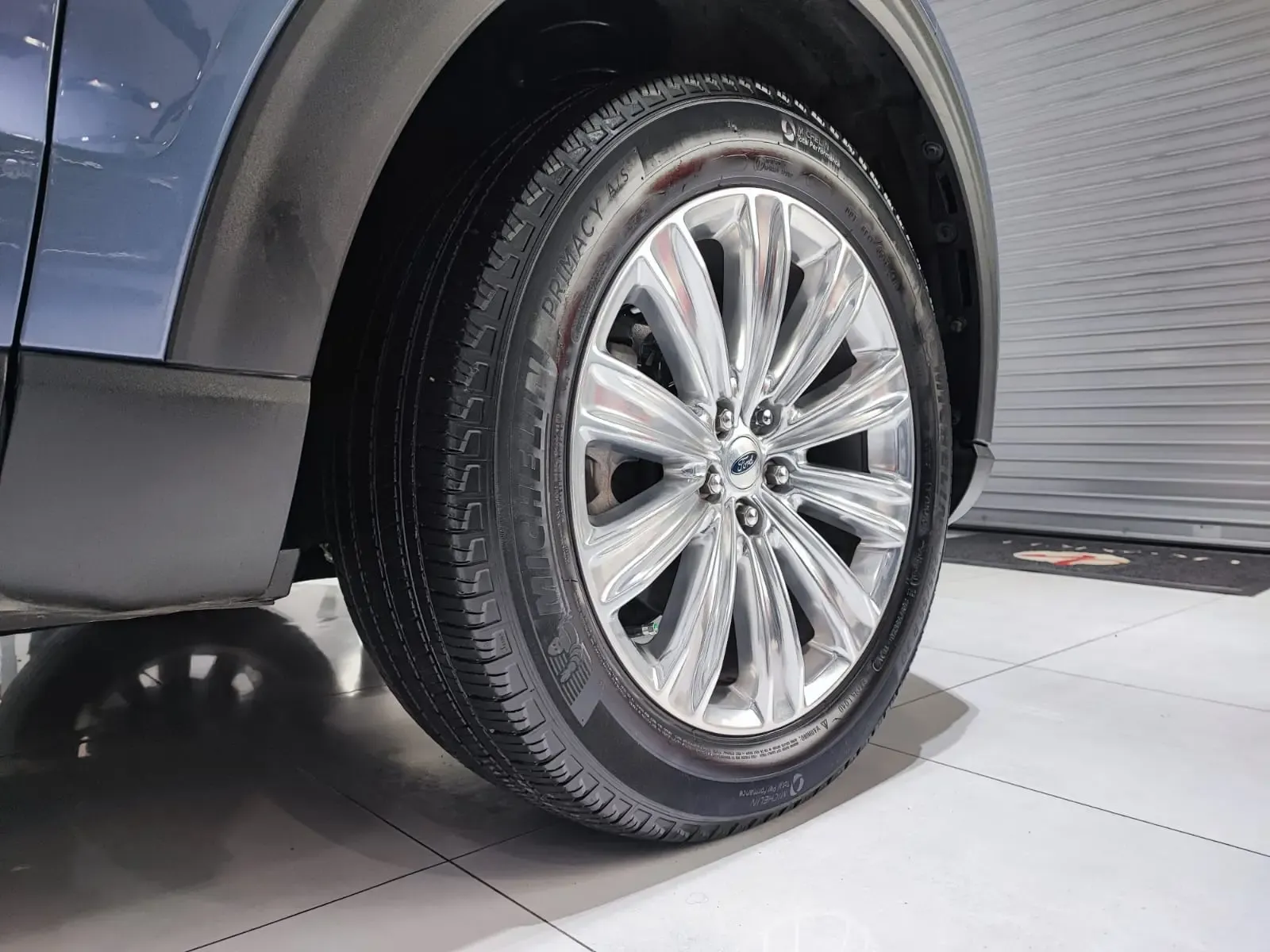 FORD Explorer Limited 4WD