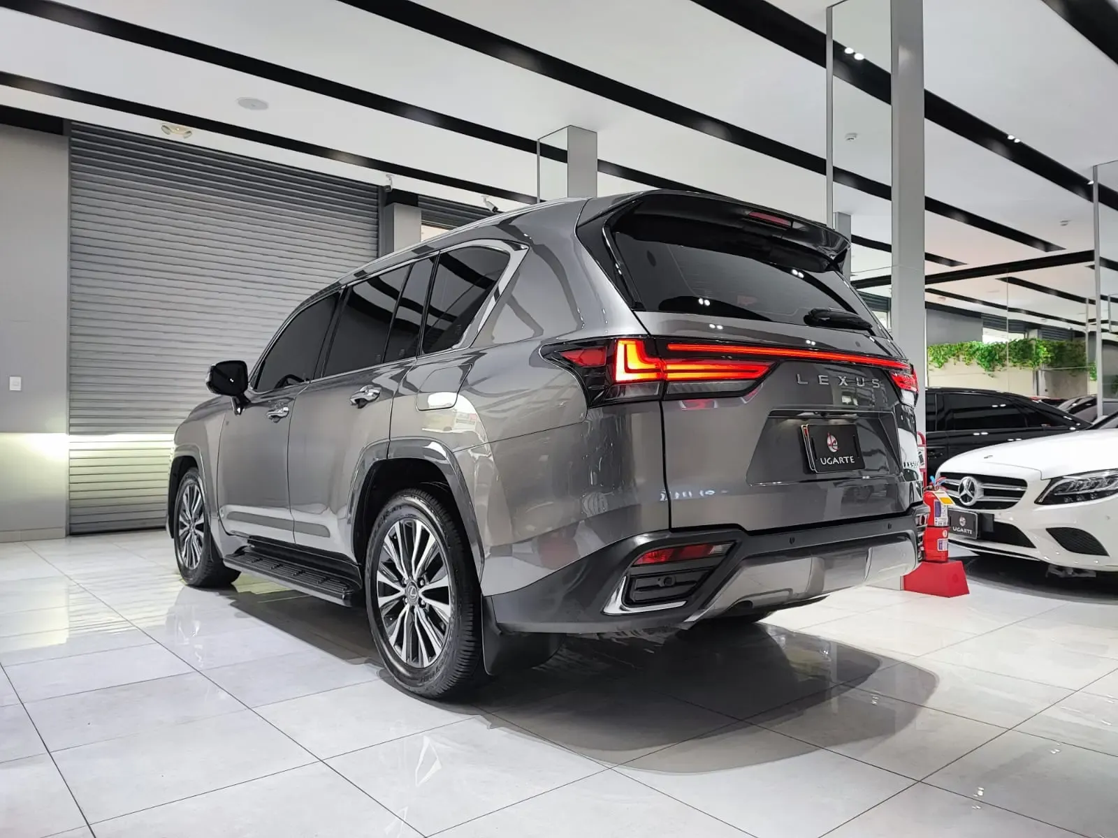 LEXUS LX 500d d