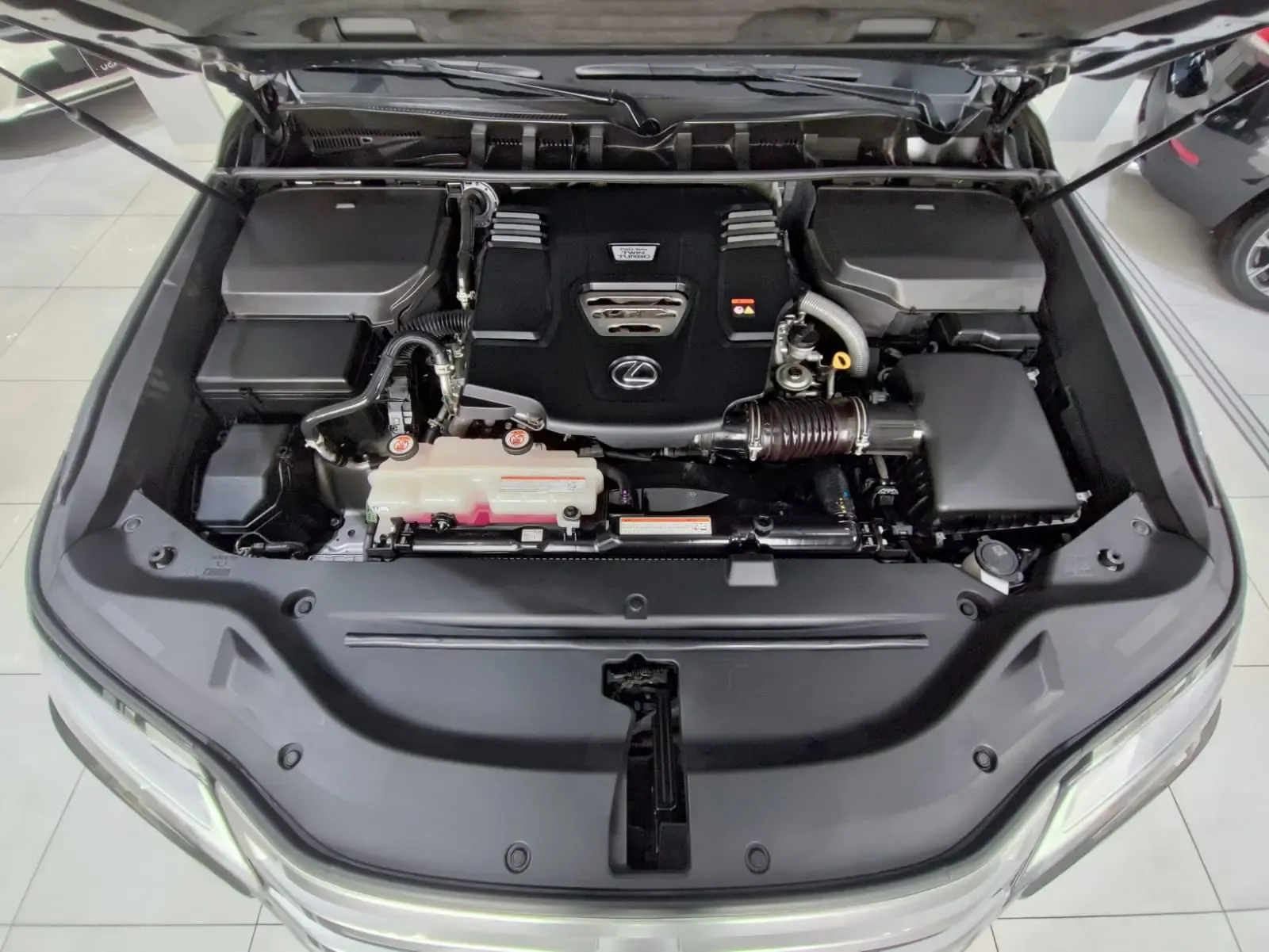 LEXUS LX 500d d