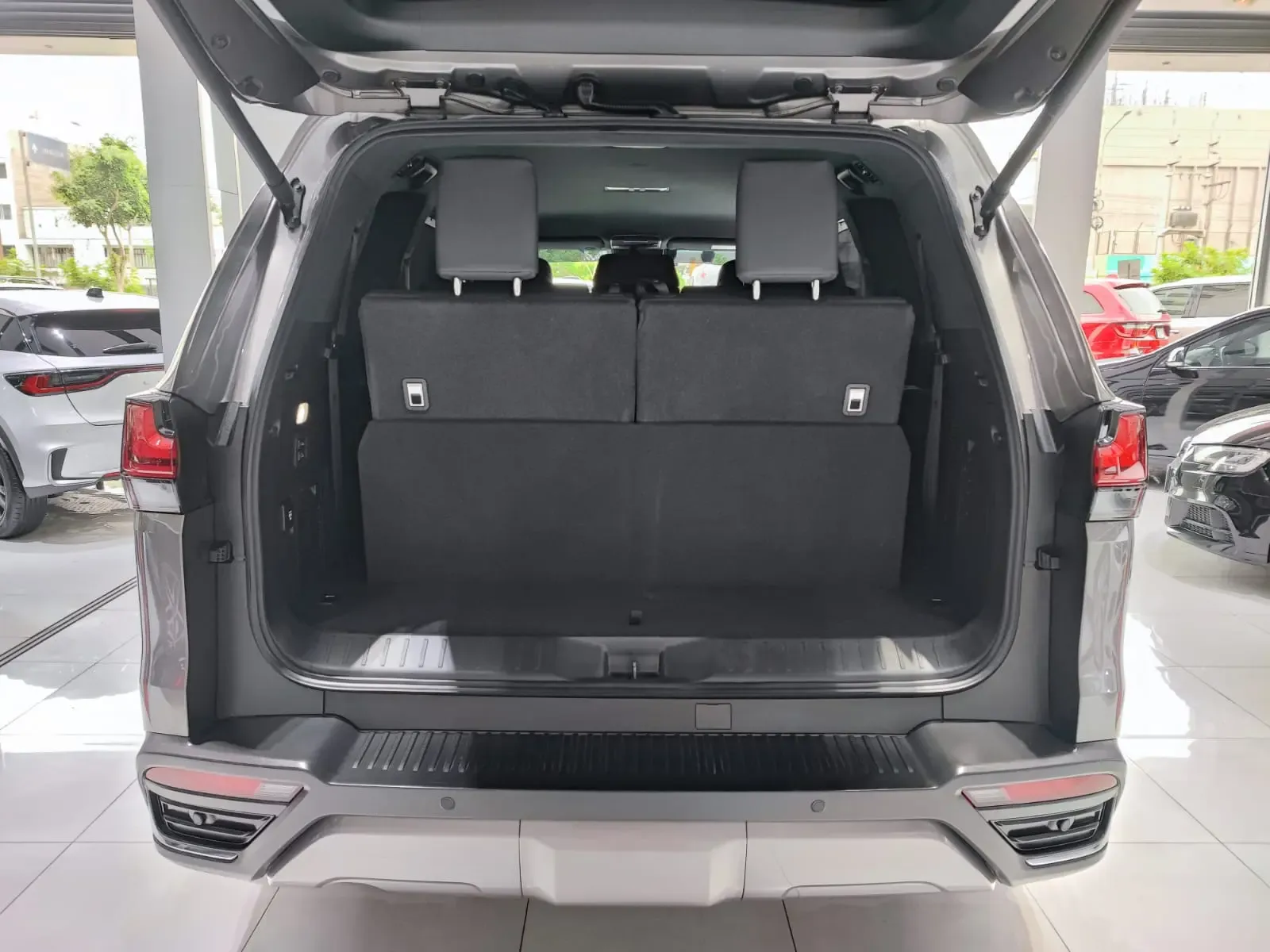 LEXUS LX 500d d