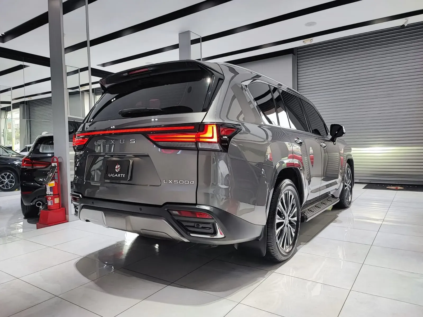 LEXUS LX 500d d