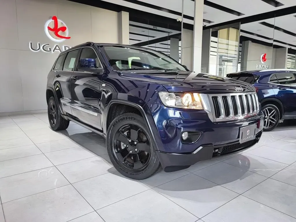 JEEP Grand Cherokee Laredo 4X2