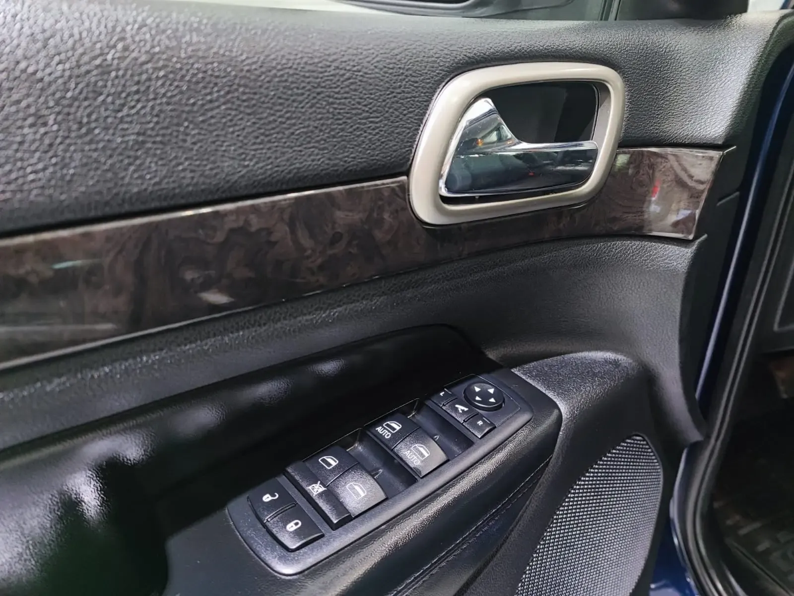 JEEP Grand Cherokee Laredo 4X2