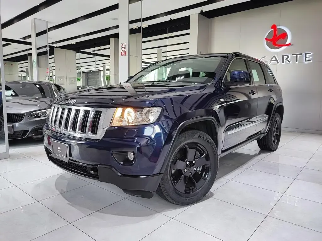 JEEP Grand Cherokee Laredo 4X2