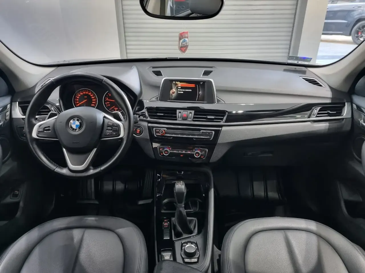 BMW X1 20i