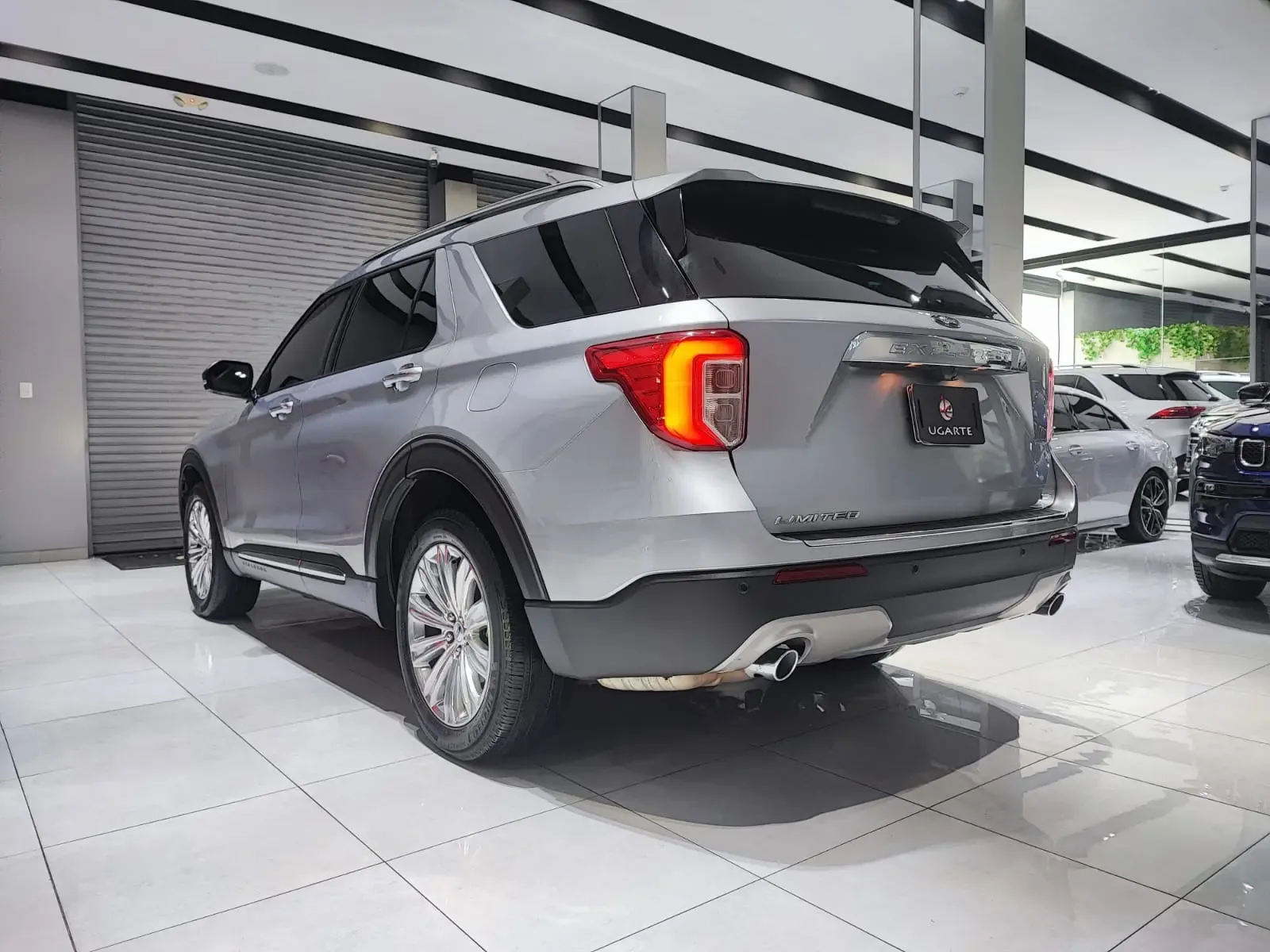 FORD Explorer Limited 4WD