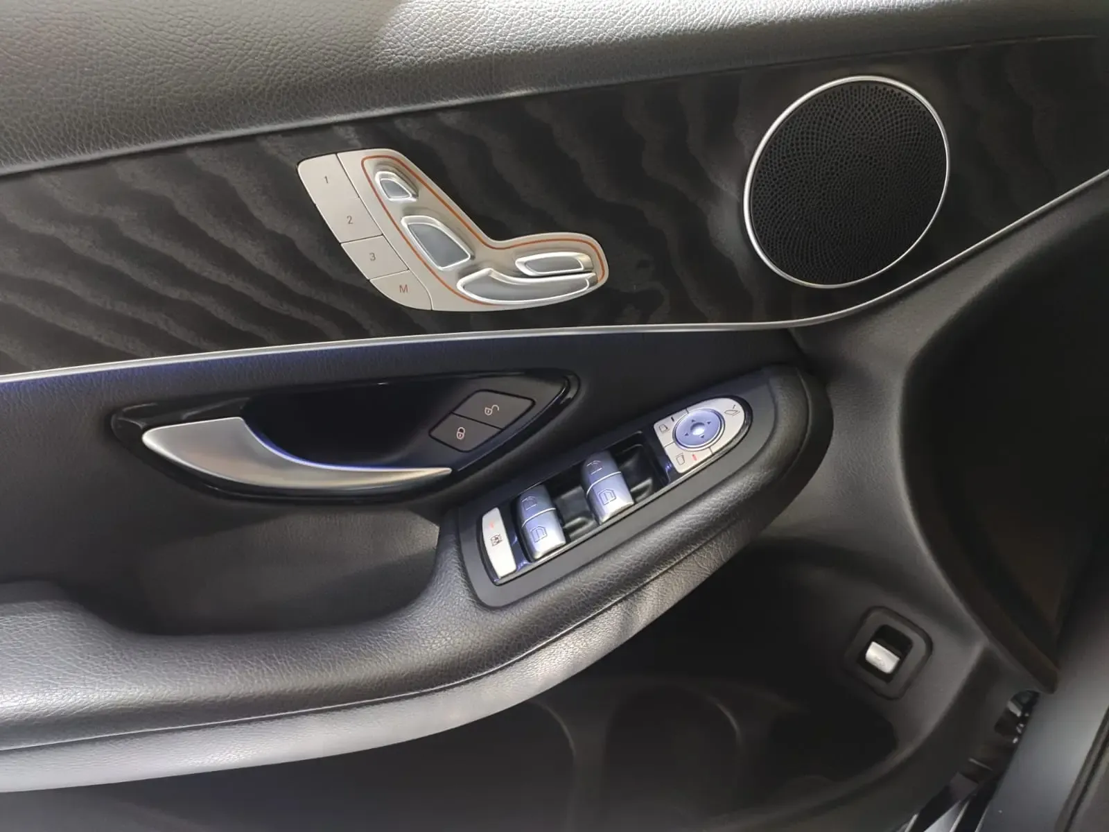MERCEDES BENZ GLC 200