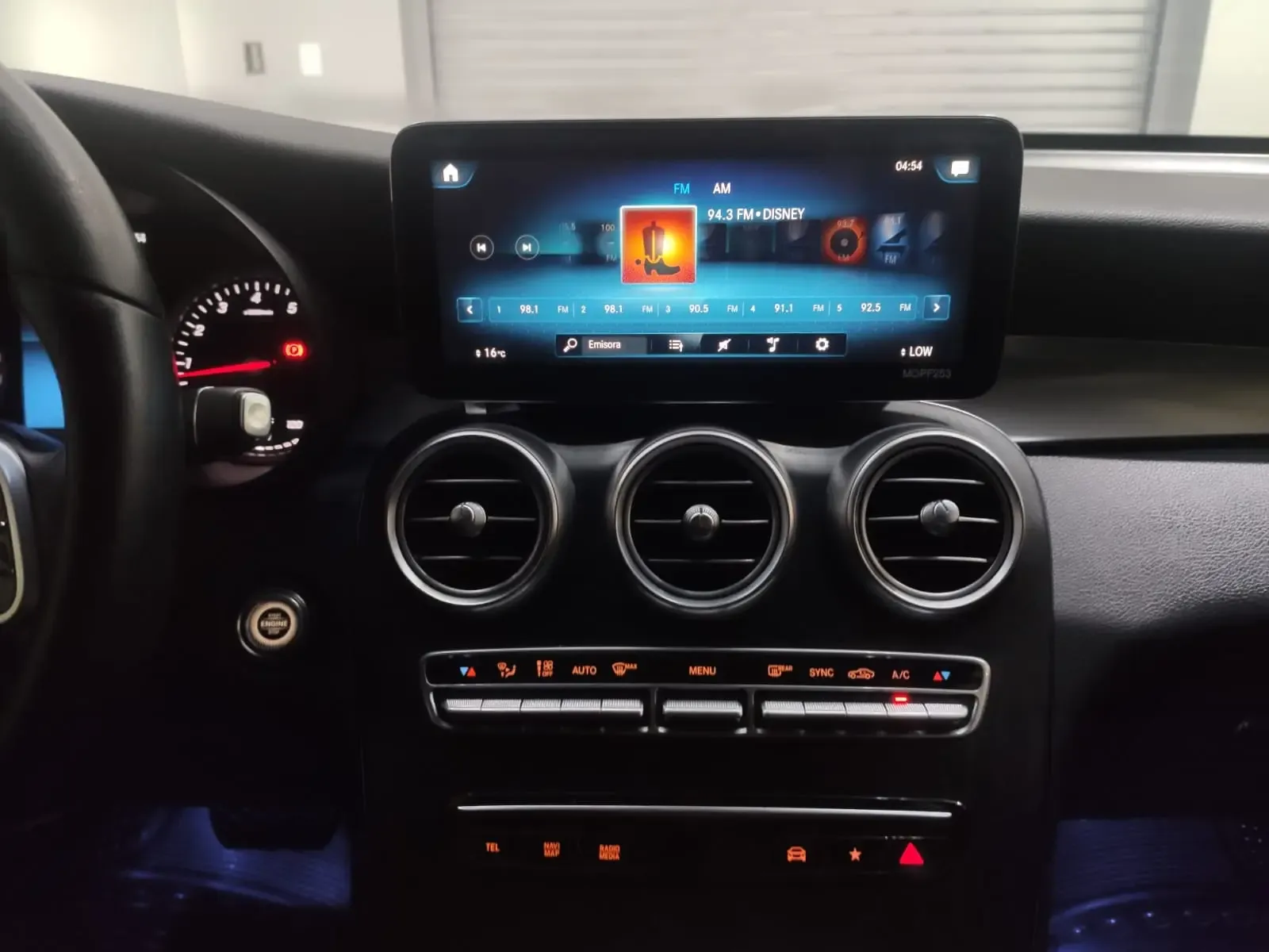 MERCEDES BENZ GLC 200