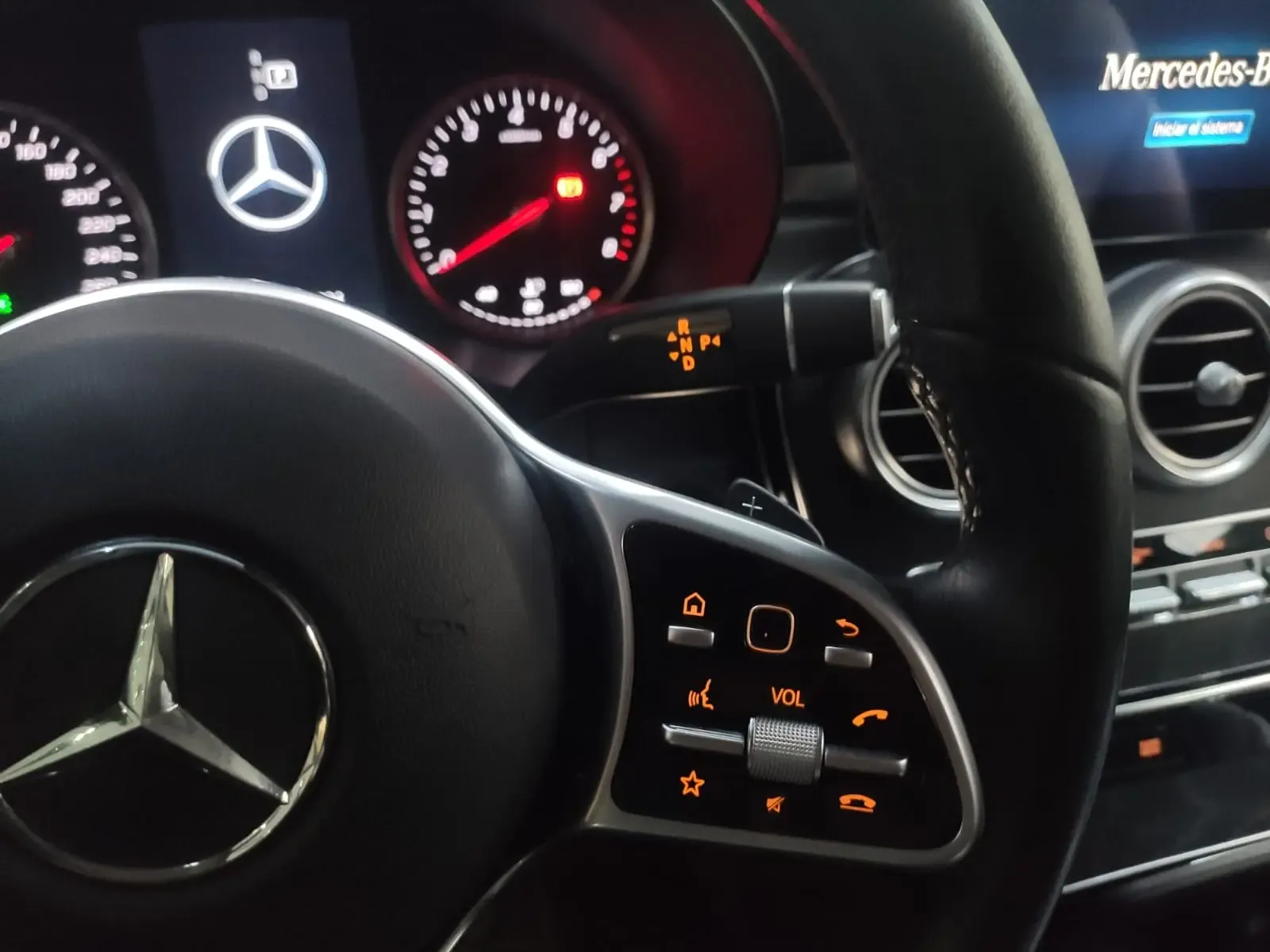 MERCEDES BENZ GLC 200