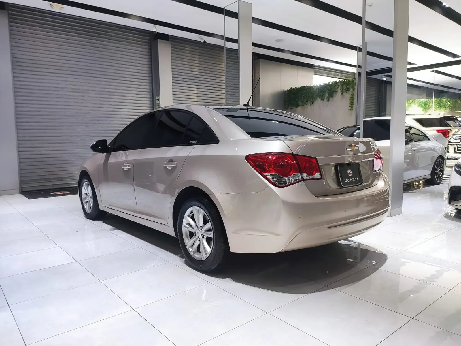 CHEVROLET Cruze LS MT