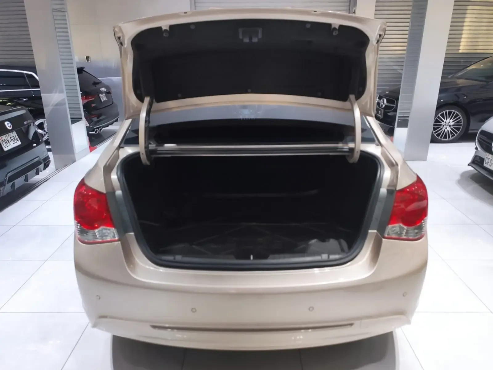 CHEVROLET Cruze LS MT