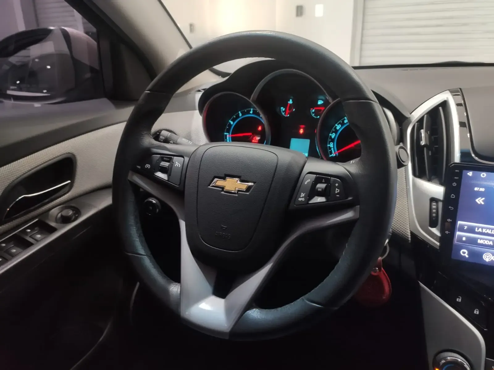 CHEVROLET Cruze LS MT