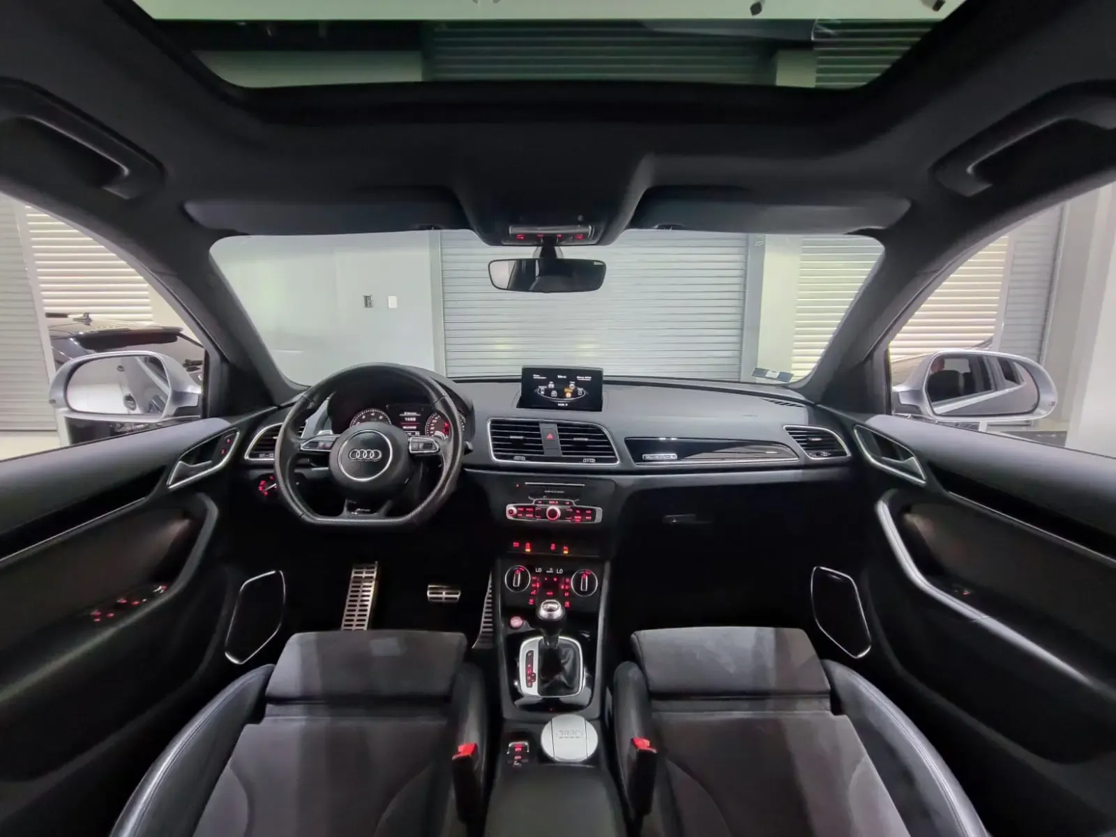 AUDI RS Q3