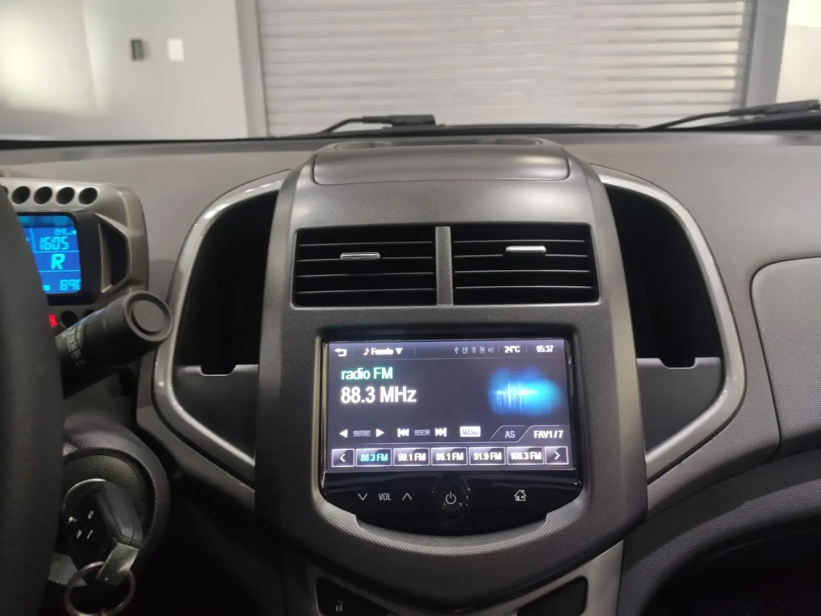 CHEVROLET Sonic LT
