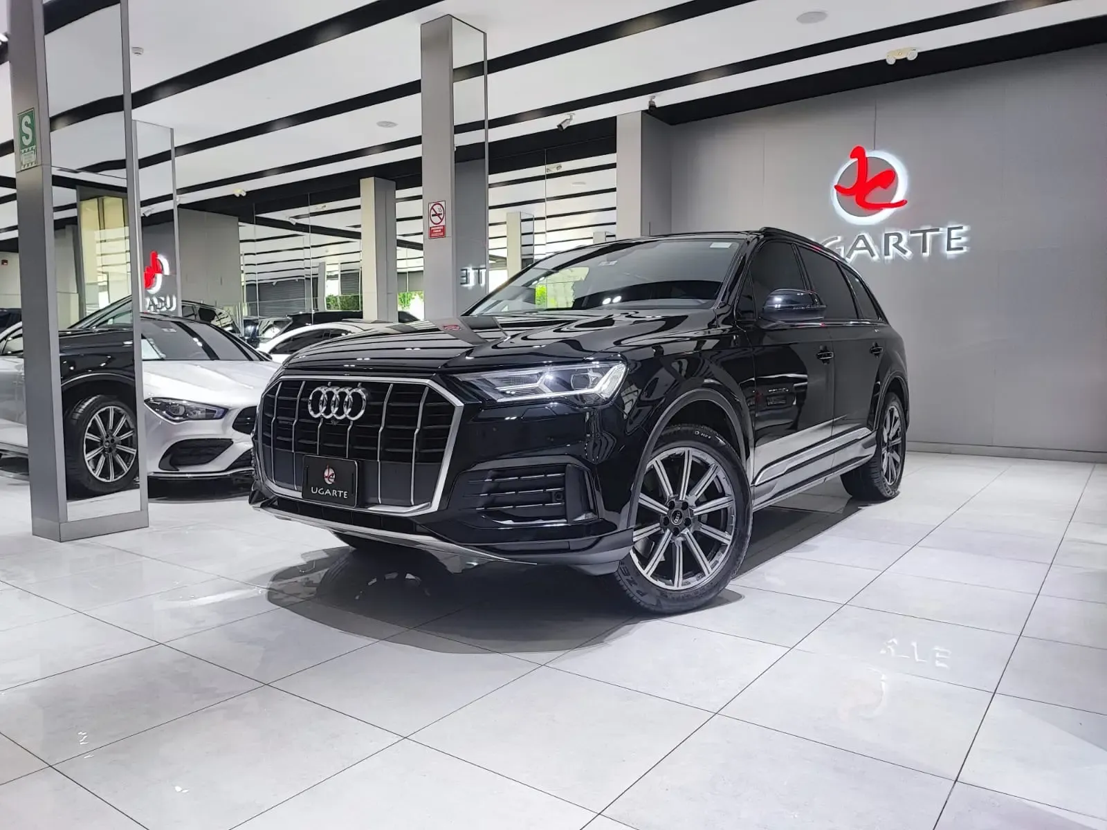 AUDI Q7 45 TFSI