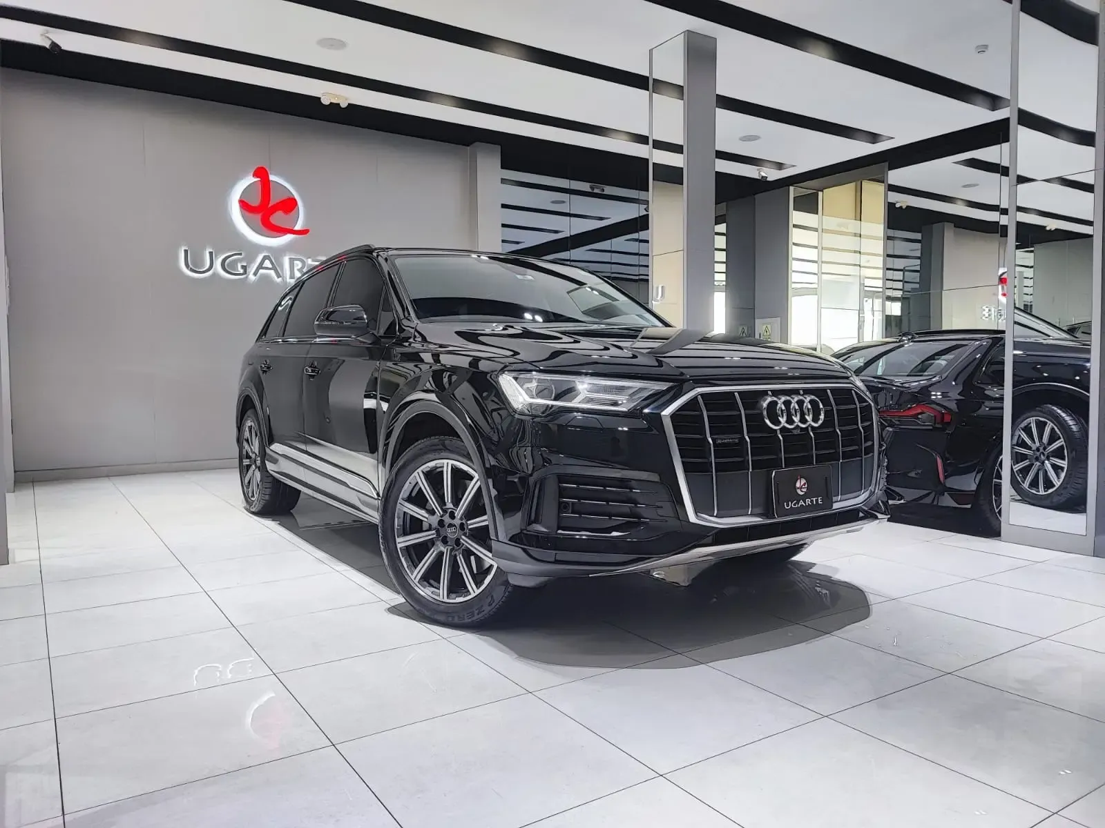 AUDI Q7 45 TFSI