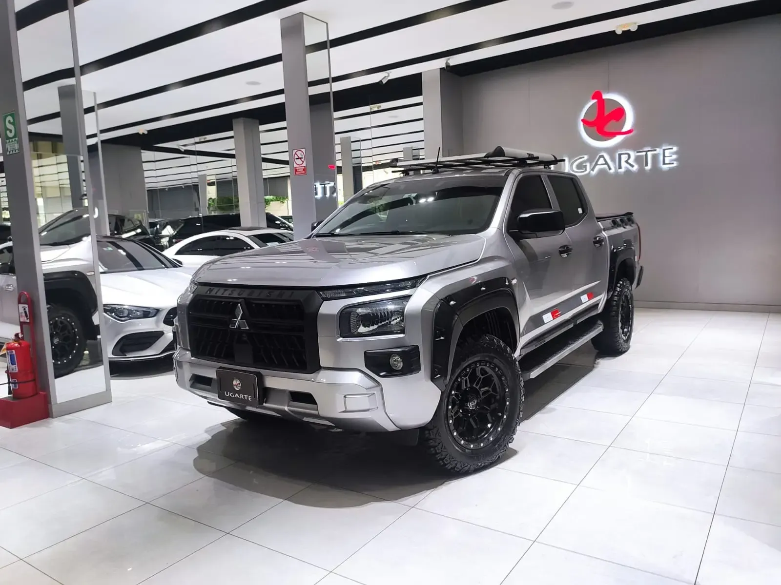 MITSUBISHI L200 GLX M/T 4X2