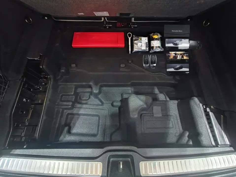 MERCEDES BENZ GLC 200