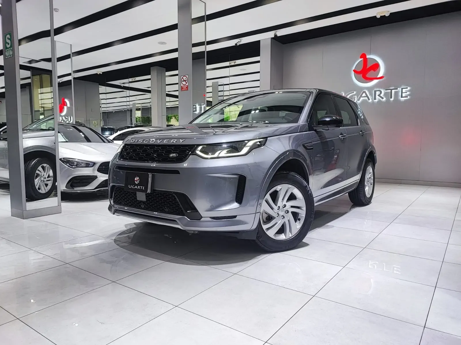 LAND ROVER Discovery Sport P250 S