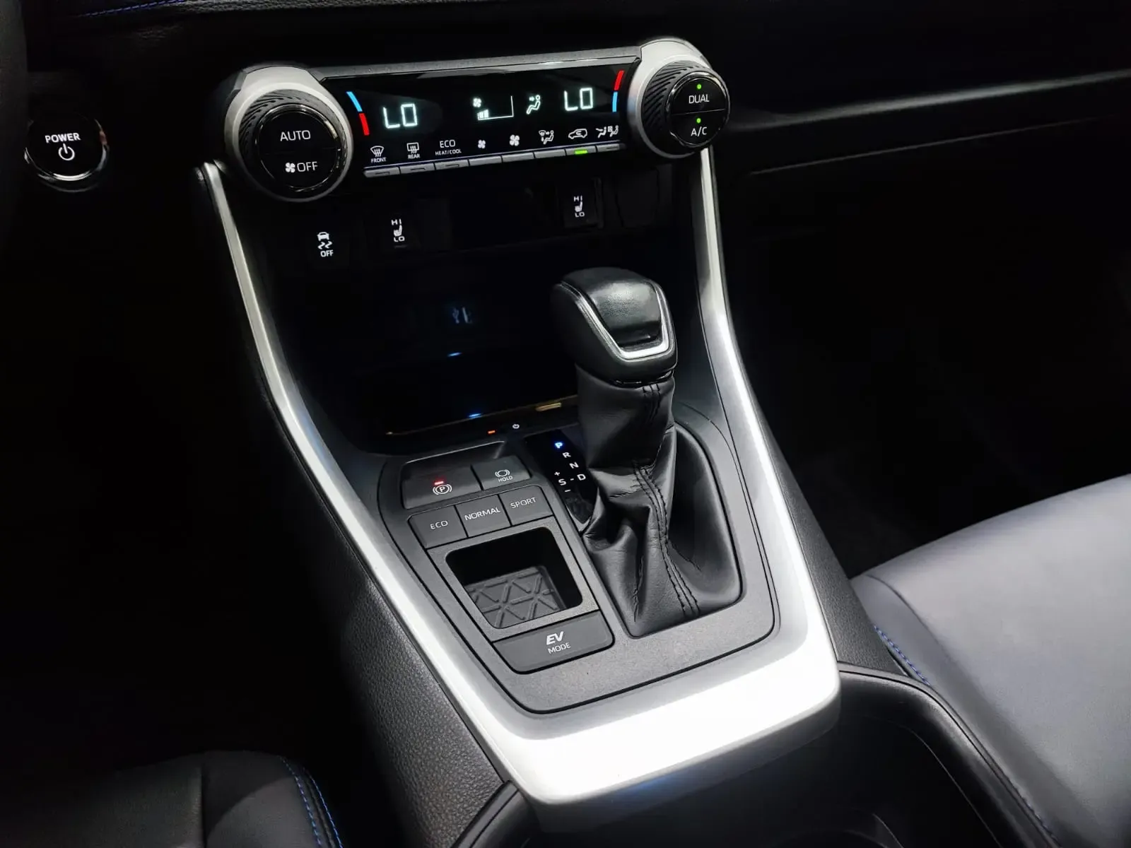 TOYOTA RAV4 Hybrid