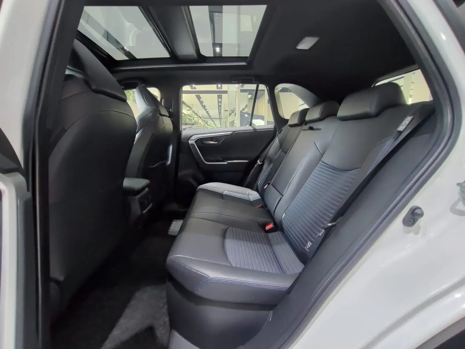 TOYOTA RAV4 Hybrid