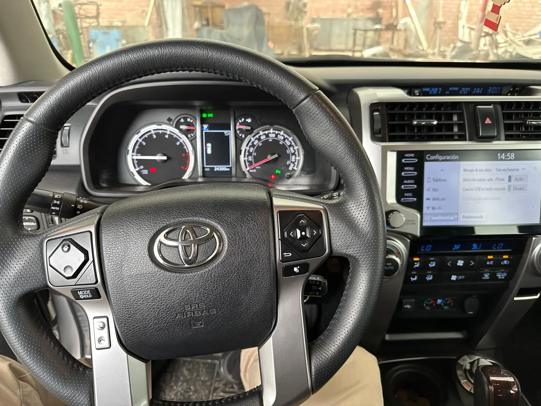 TOYOTA 4Runner Limited