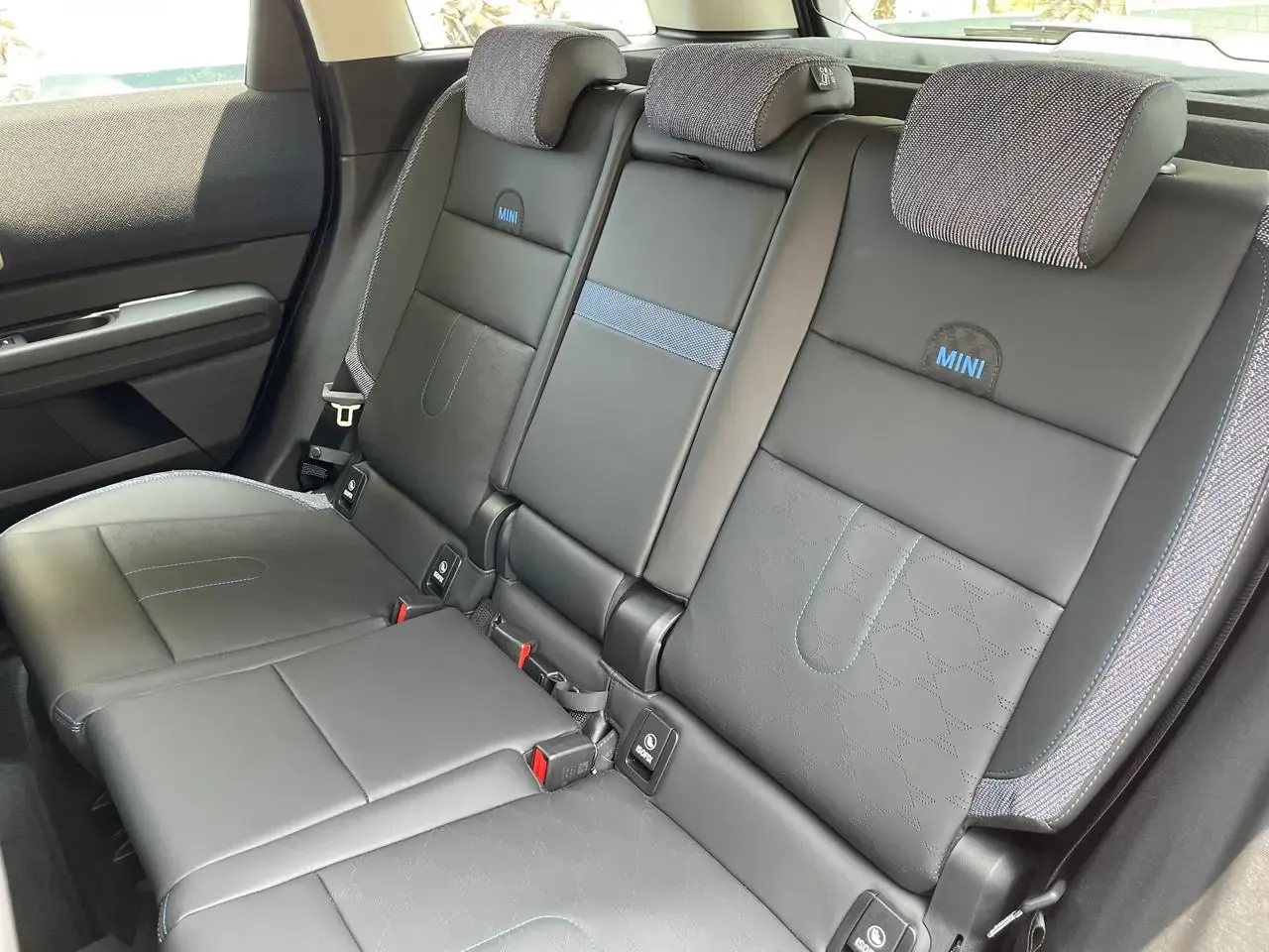 MINI Countryman C