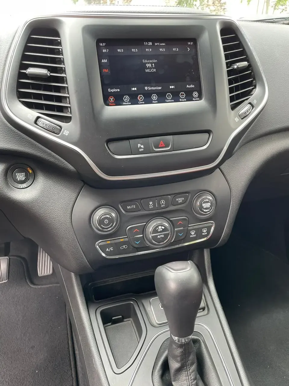 JEEP Cherokee Longitude 2.4 4X2