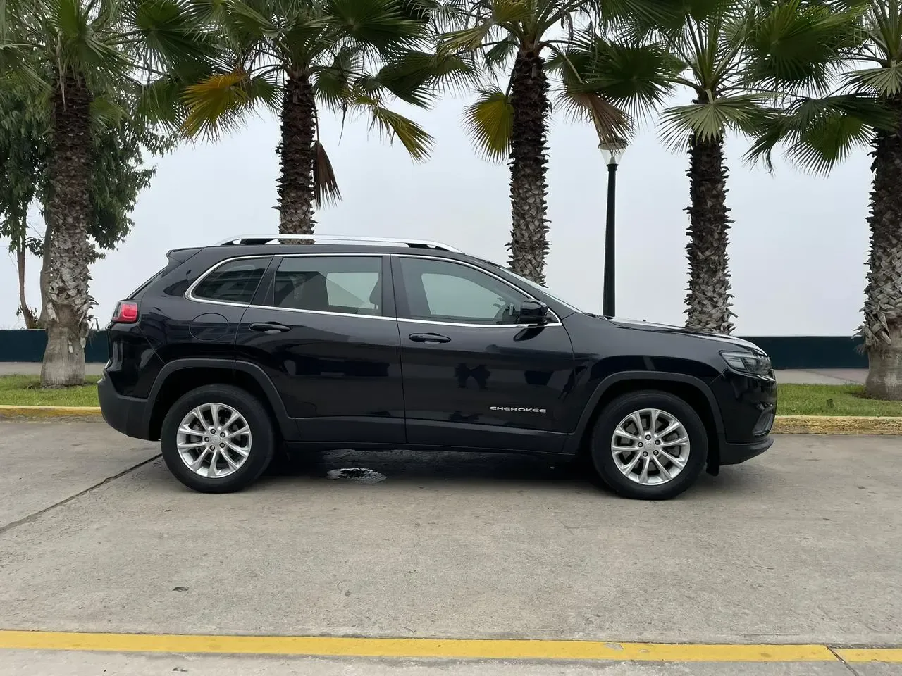 JEEP Cherokee Longitude 2.4 4X2
