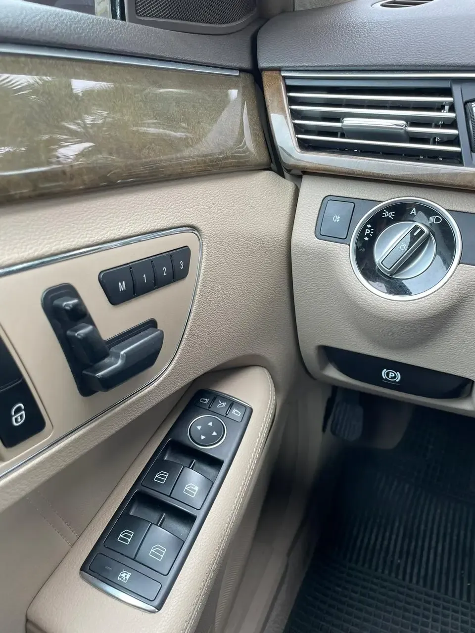 MERCEDES BENZ Clase E E 300