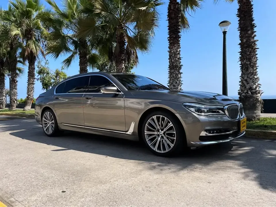 BMW Serie 7 740Li