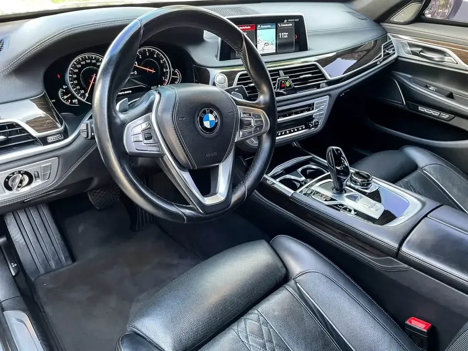 BMW Serie 7 740Li