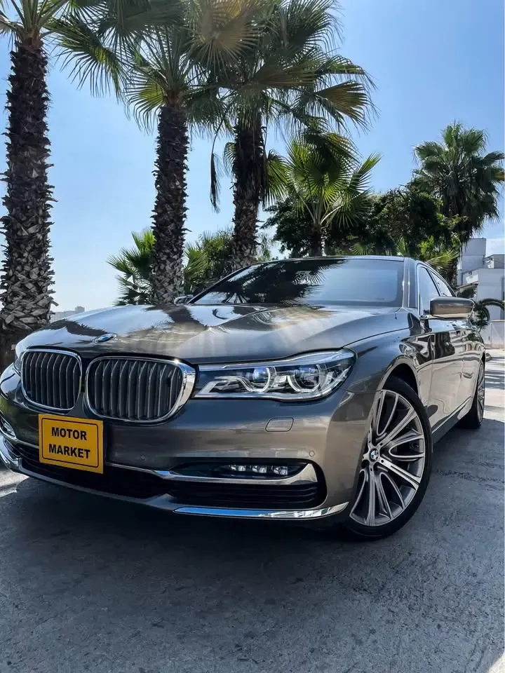BMW Serie 7 740Li