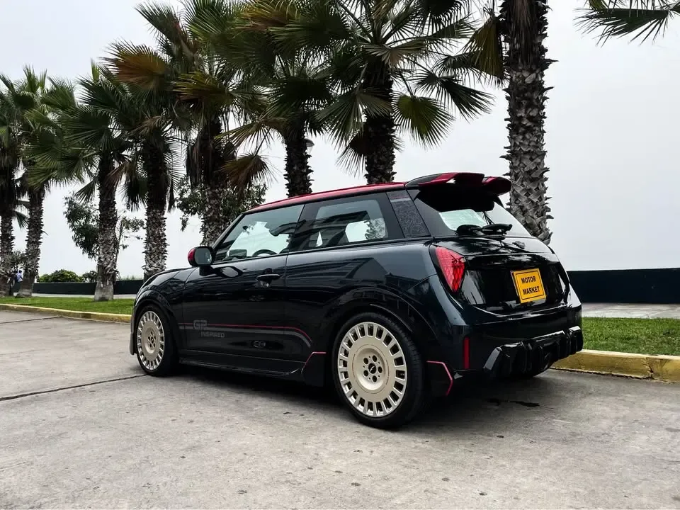 MINI Cooper JCW GP Inspired Edition