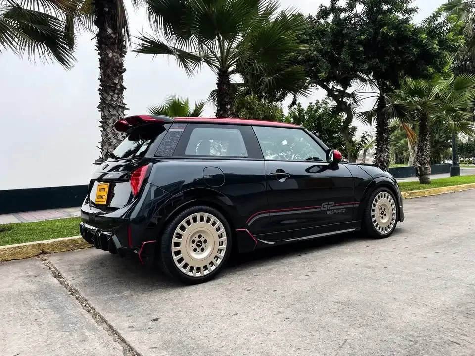 MINI Cooper JCW GP Inspired Edition
