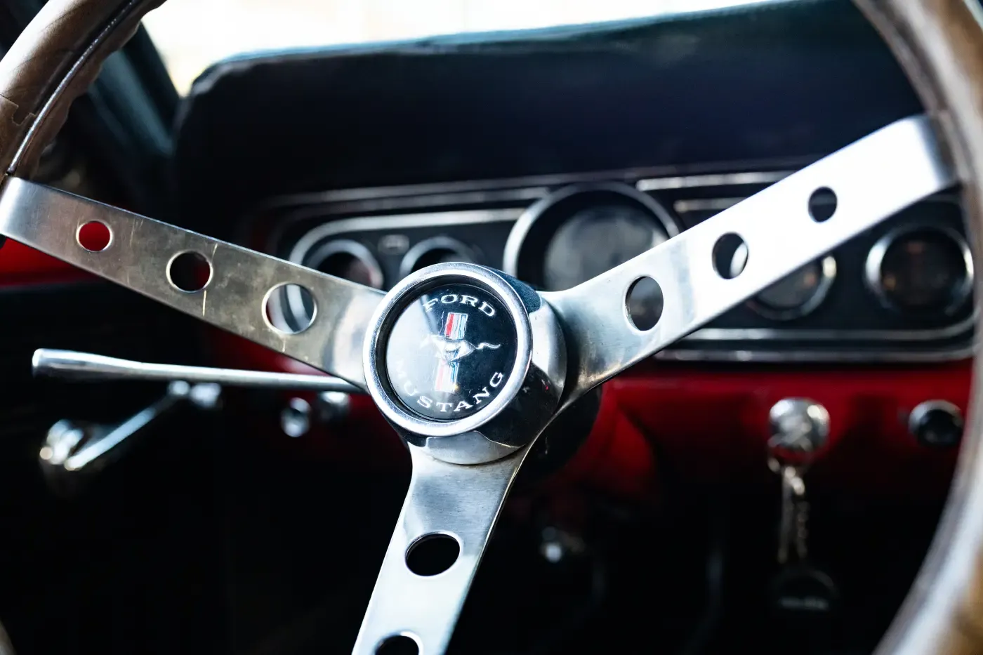 FORD Mustang Hardtop