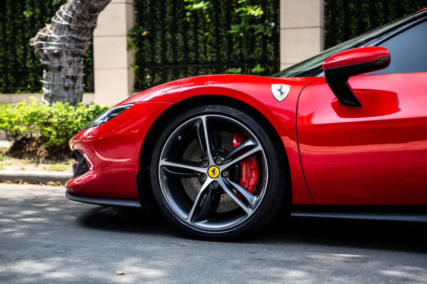FERRARI 296 GTB