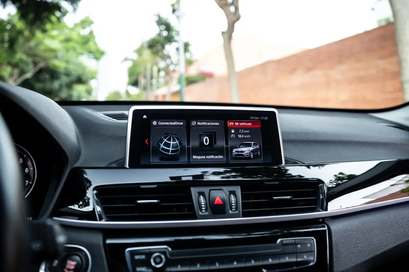 BMW X1 18i