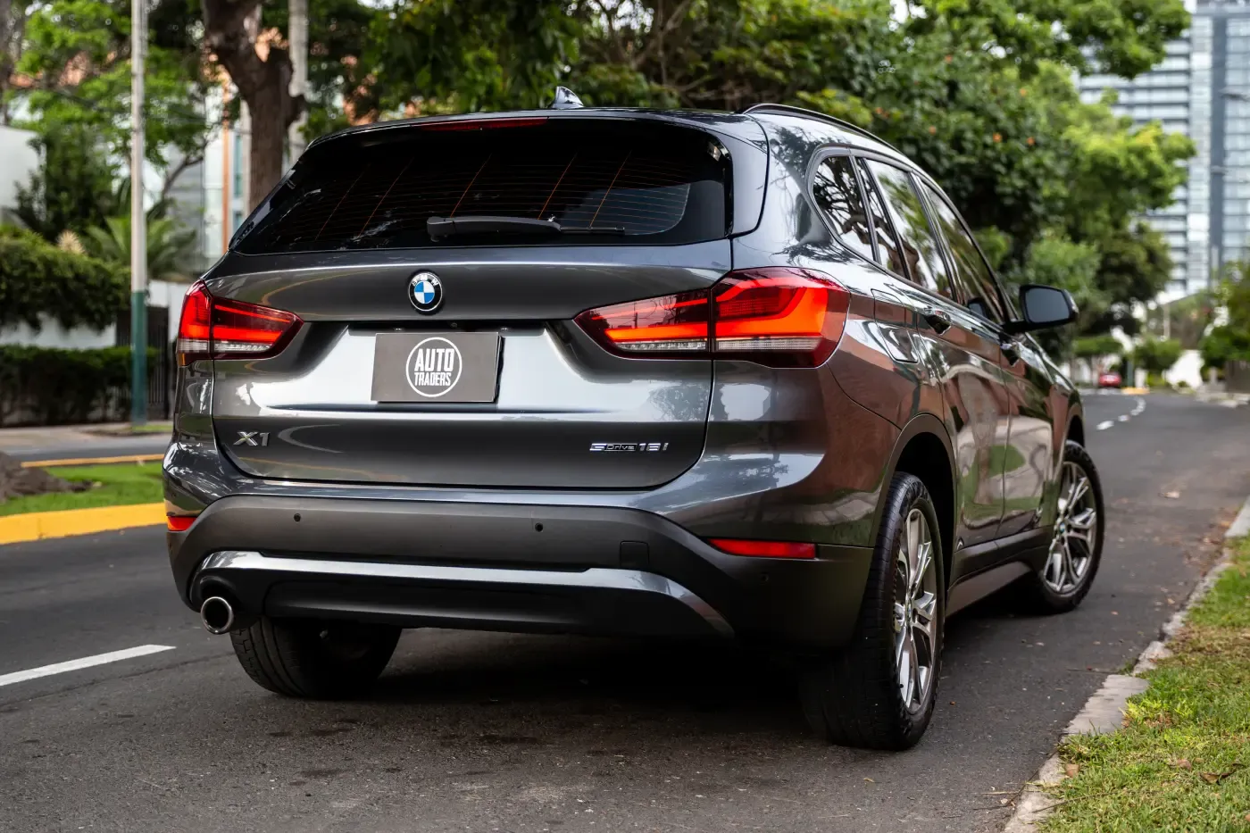 BMW X1 18i