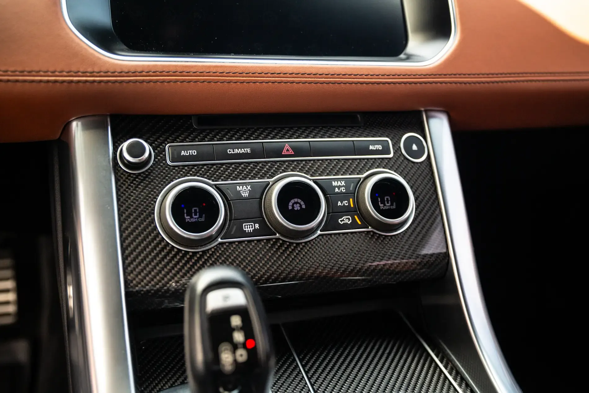 LAND ROVER Range Rover Sport SVR