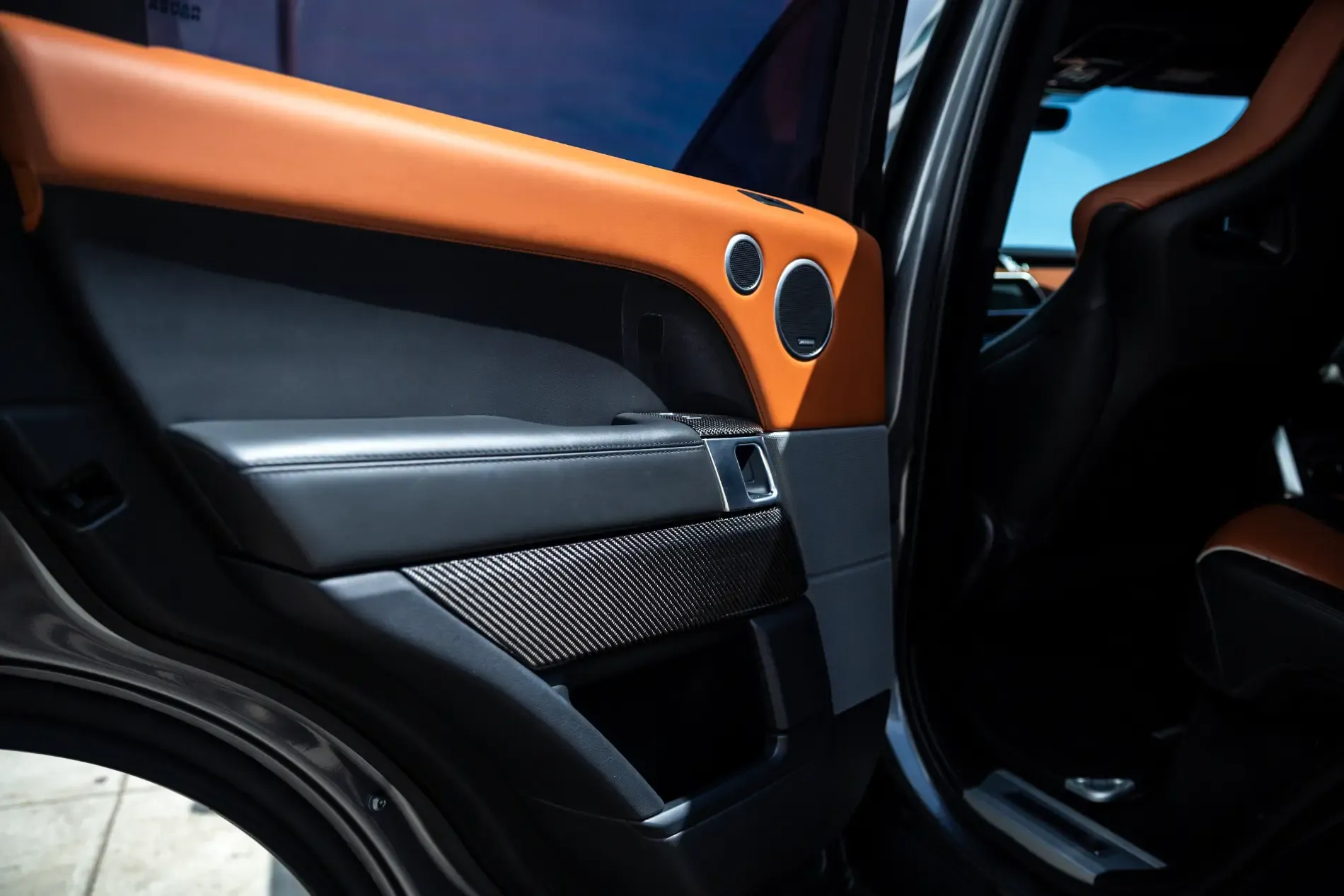 LAND ROVER Range Rover Sport SVR