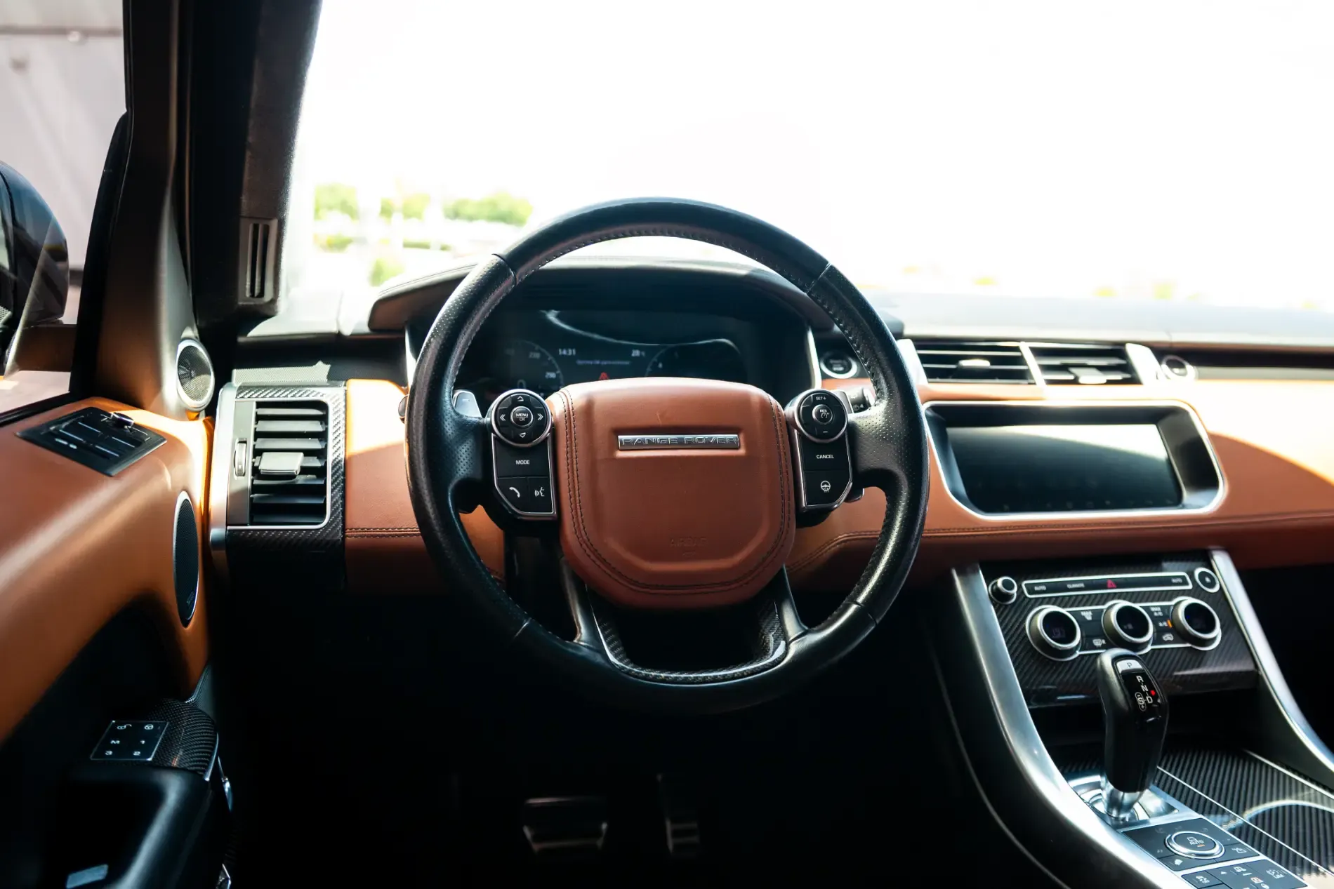 LAND ROVER Range Rover Sport SVR