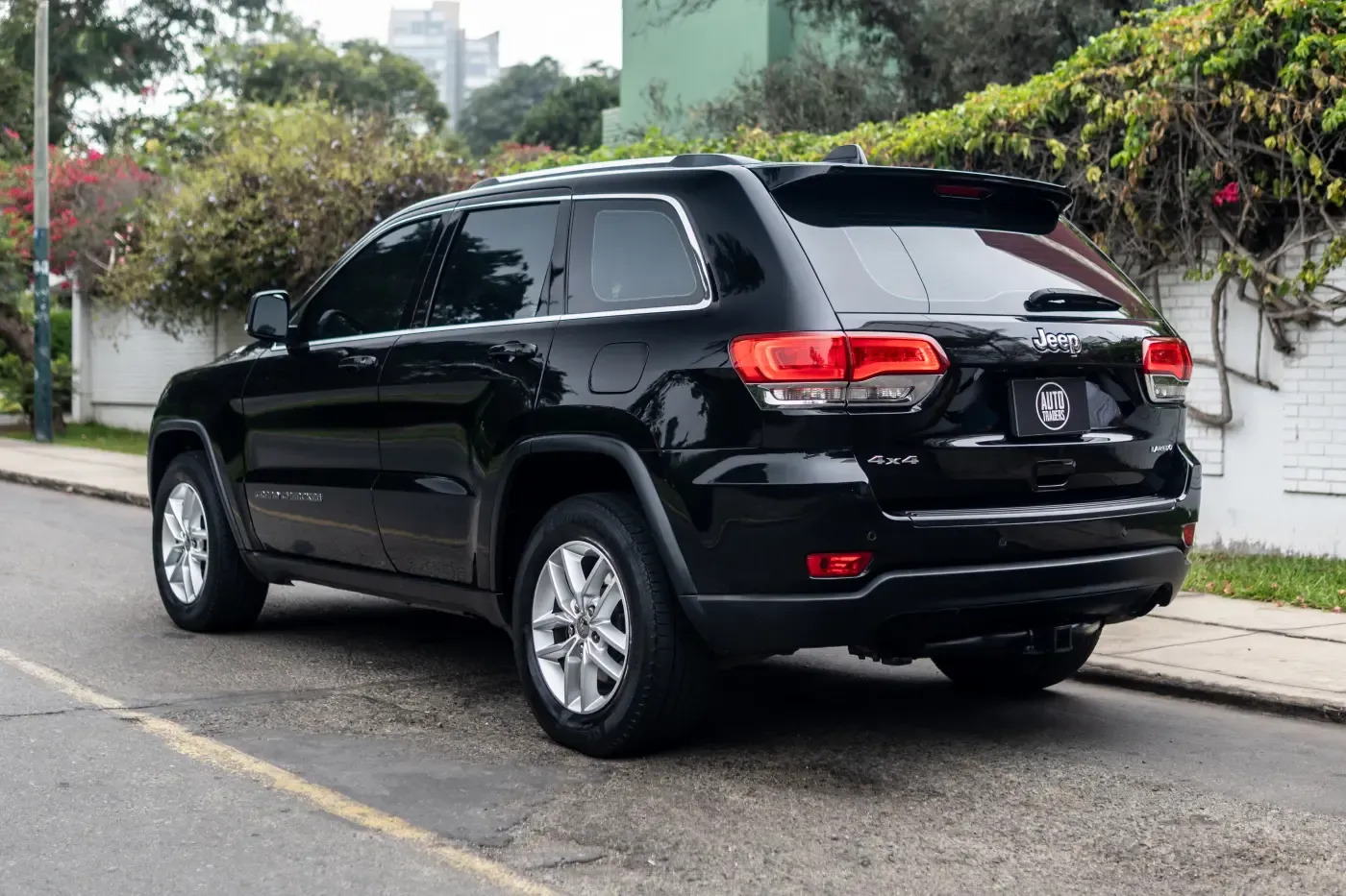 JEEP Grand Cherokee Laredo 4x4