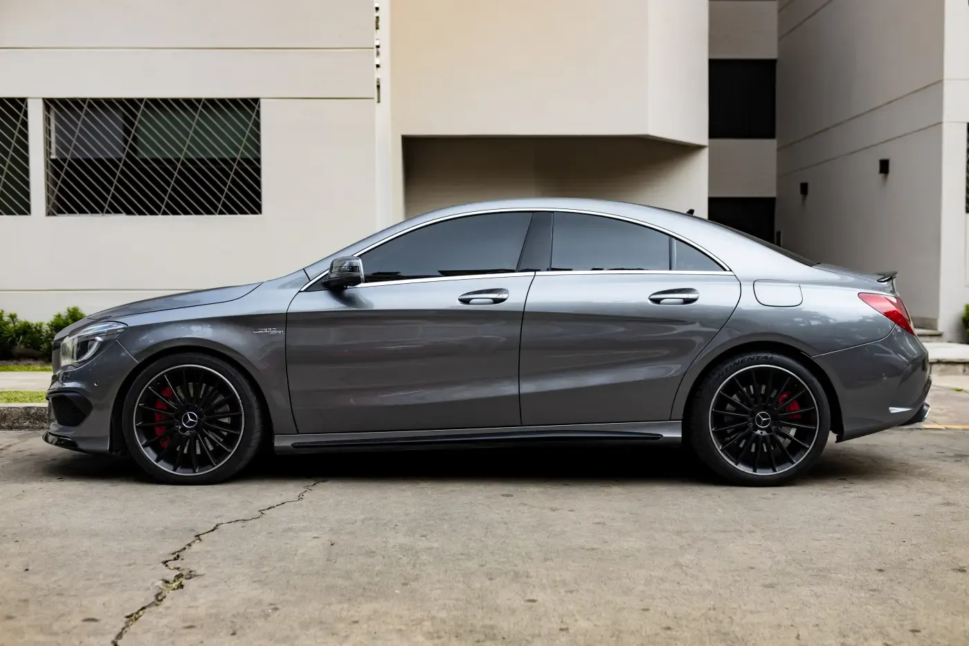 MERCEDES BENZ CLA 45 AMG